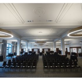 tea room des moines wedding